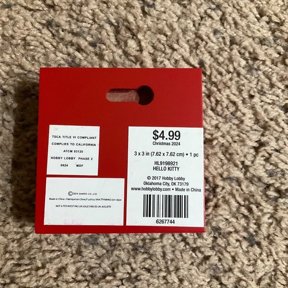 Sanrio Gingerbread Hello Kitty Wall Decor - Picture 3 of 3